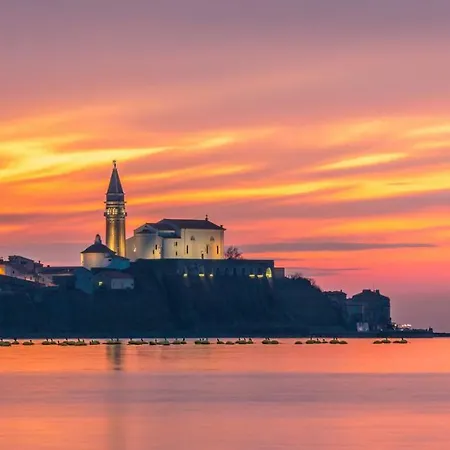 In Villa, Near Piran Apartman Strunjan